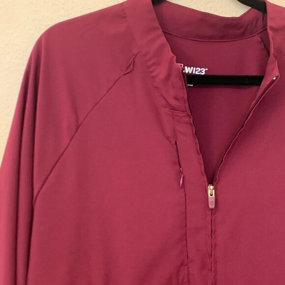 W123 magenta pink parka jacket SZ XL womens - Wink scrubs line - Picture 2 of 4